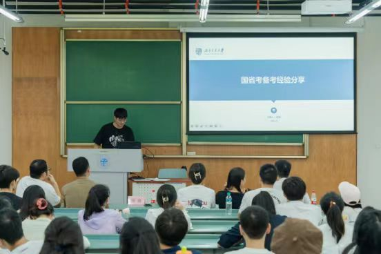 1716783304542064643.png 图片3.png